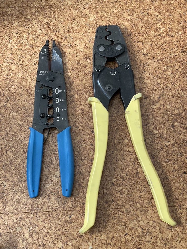 EV自動車の 日産リーフを100Vで、どこでも充電したい！【200V-100Vコネクタ変換ケーブル】を作ってみた！ - FIREらいふ